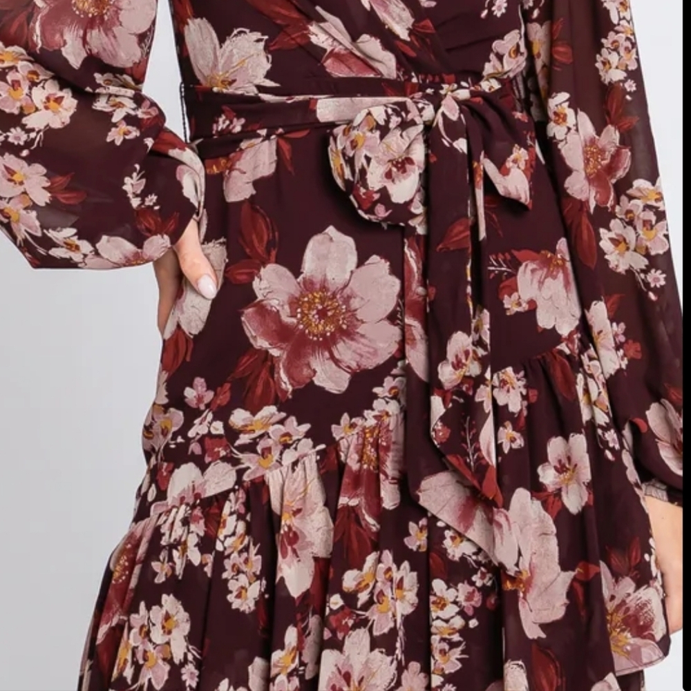 Floral Maxi Dress - Picture 5 of 6